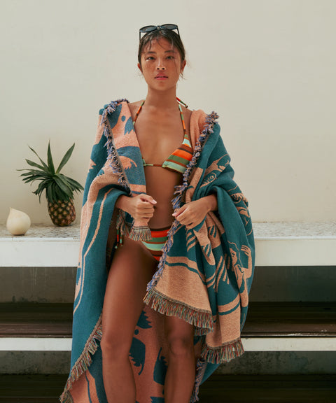 【THE PALM ROOF x OUTDOOR NATION 】聯名 HULA GIRL 萬用毯